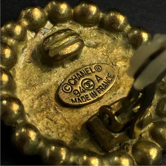 CHANEL CC Logo Gold Tone Earrings - Picture 8 of 8